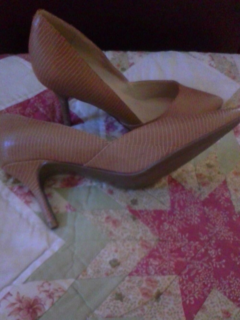 tan pumps lizard skin texture